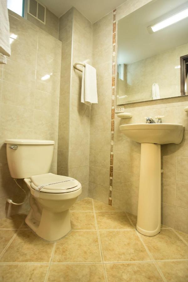 Hotel Americana Пасто Екстер'єр фото