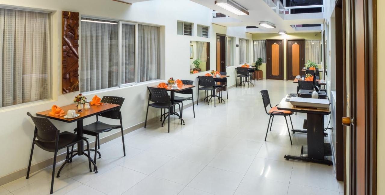 Hotel Americana Пасто Екстер'єр фото